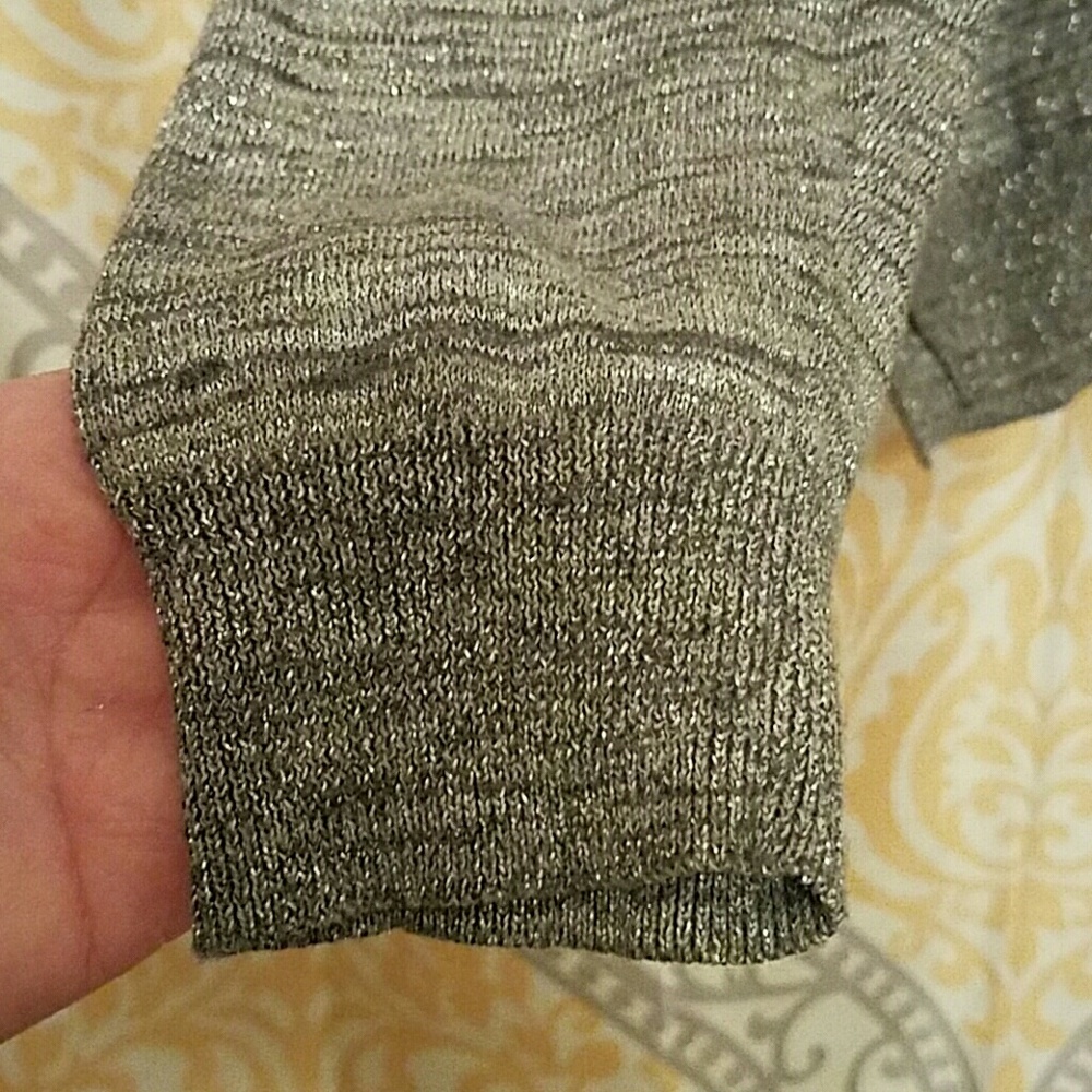 Metallic silver sweater - Picture 4 of 4